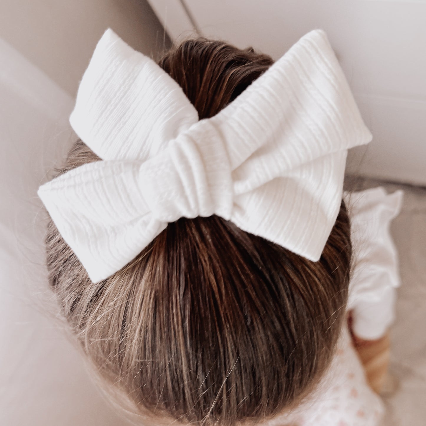 LARGE BOW - POINTELLE MILK WHITE